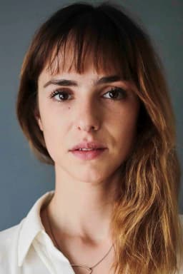 Naomi Scott