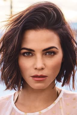 Naomi Scott