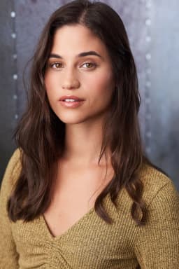 Naomi Scott